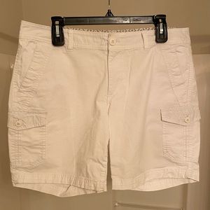 Women’s Eddie Bauer cargo shorts